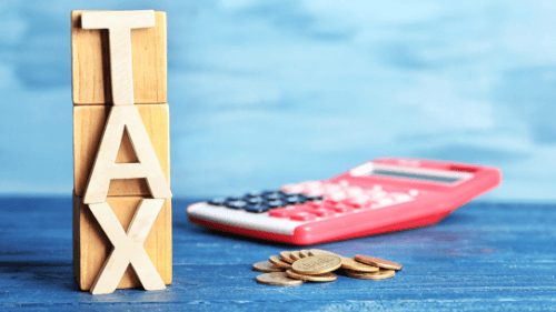 Entrepreneurs setting up an offshore company in UAE with Pinnacler